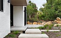 004-miller-street-house-modern-marvel-sos-architects-canberra