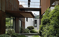 006-deconstructed-house-minimalist-tribute-linzs-steel-heritage