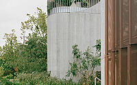 007-fenwick-st-concrete-house-melbourne-merges-landscape