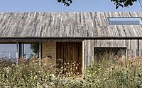 011-barn-office-living-harmony-nature