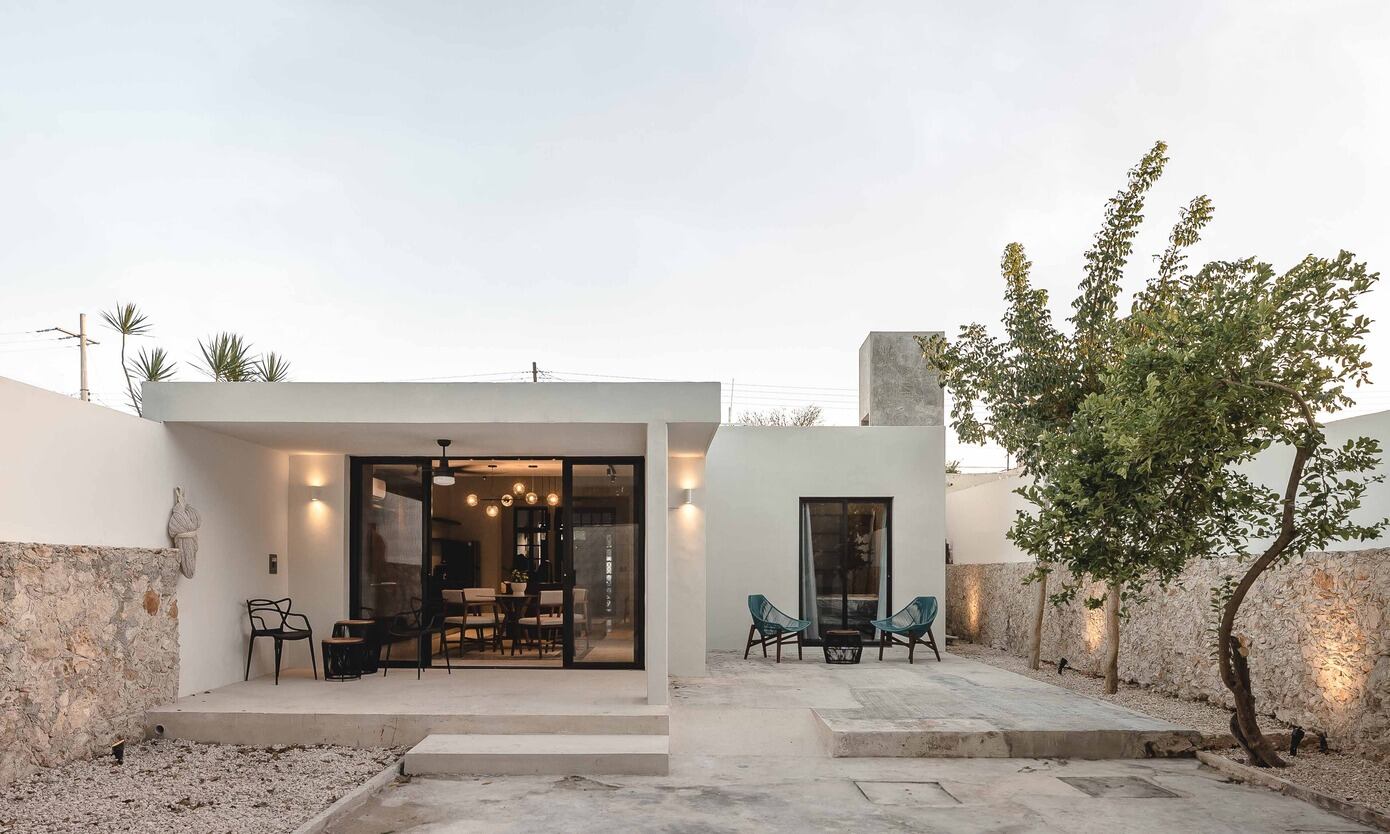 Casa Scott: Minimalist Elegance meets Mérida’s Historic Charm