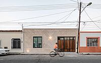 013-casa-scott-minimalist-elegance-meets-mridas-historic-charm