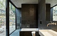 015-house-mbp-concrete-design-meets-timeless-elegance