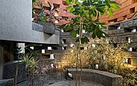 027-gadi-house-contemporary-indian-architecture-immersed-maharashtras-rich-legacy