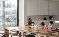 029-wcrp-house-thai-tradition-meets-modern-design-elements