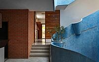 037-gadi-house-contemporary-indian-architecture-immersed-maharashtras-rich-legacy