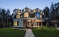 house-among-the-pines-a-family-retreat-harmonizing-with-kazakhstans-natural-beauty-021