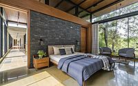 kalrav-villa-a-luxurious-blend-of-traditional-and-contemporary-design-035