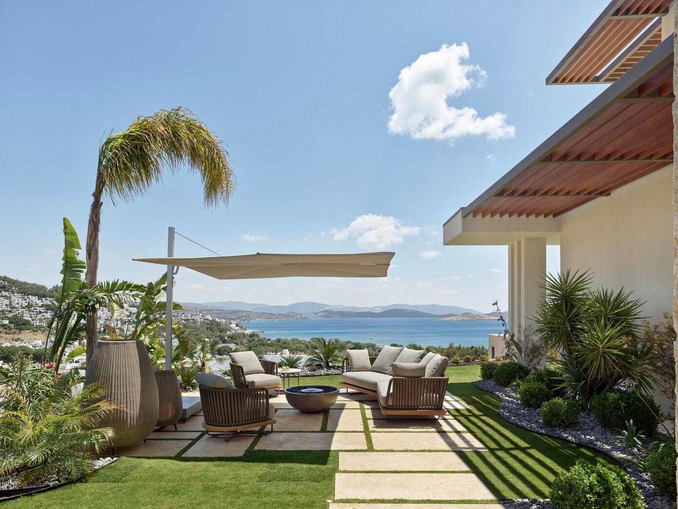 Bodrum Laurus Villa: Where Timeless Elegance Meets Aegean Splendor