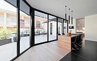 002-apartment-sv39-desearq-studios-modern-milanese-makeover