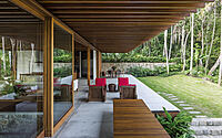 004-sm-house-paulos-rainforest-meets-modern-design