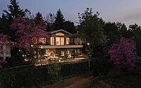 005-house-rooted-soil-kiki-archis-natureinfused-luxury-kunming