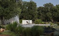 006-house-green-sustainable-elegance-carovignos-landscape