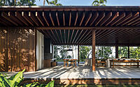 006-sm-house-paulos-rainforest-meets-modern-design