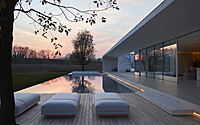 012-villa-orizzonte-modern-riverside-retreat-ferrara-italy