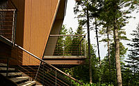 016-copper-harbor-modern-lakeside-retreat-michigan