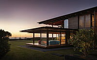 016-hale-napoo-hawaiis-premier-beachfront-retreat-olson-kundig