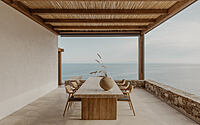 018-viglostasi-aegean-aesthetics-modern-cycladic-holiday-home