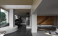 021-house-rooted-soil-kiki-archis-natureinfused-luxury-kunming