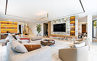 005-signature-villa-luxury-living-dubais-iconic-palm-jumeirah