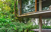009-casa-azul-embracing-guarujs-atlantic-forest-thoughtful-design