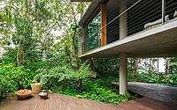 010-casa-azul-embracing-guarujs-atlantic-forest-thoughtful-design