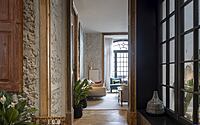 036-apartment-cais-sodr-lisbons-blend-classic-design-modern-aesthetics
