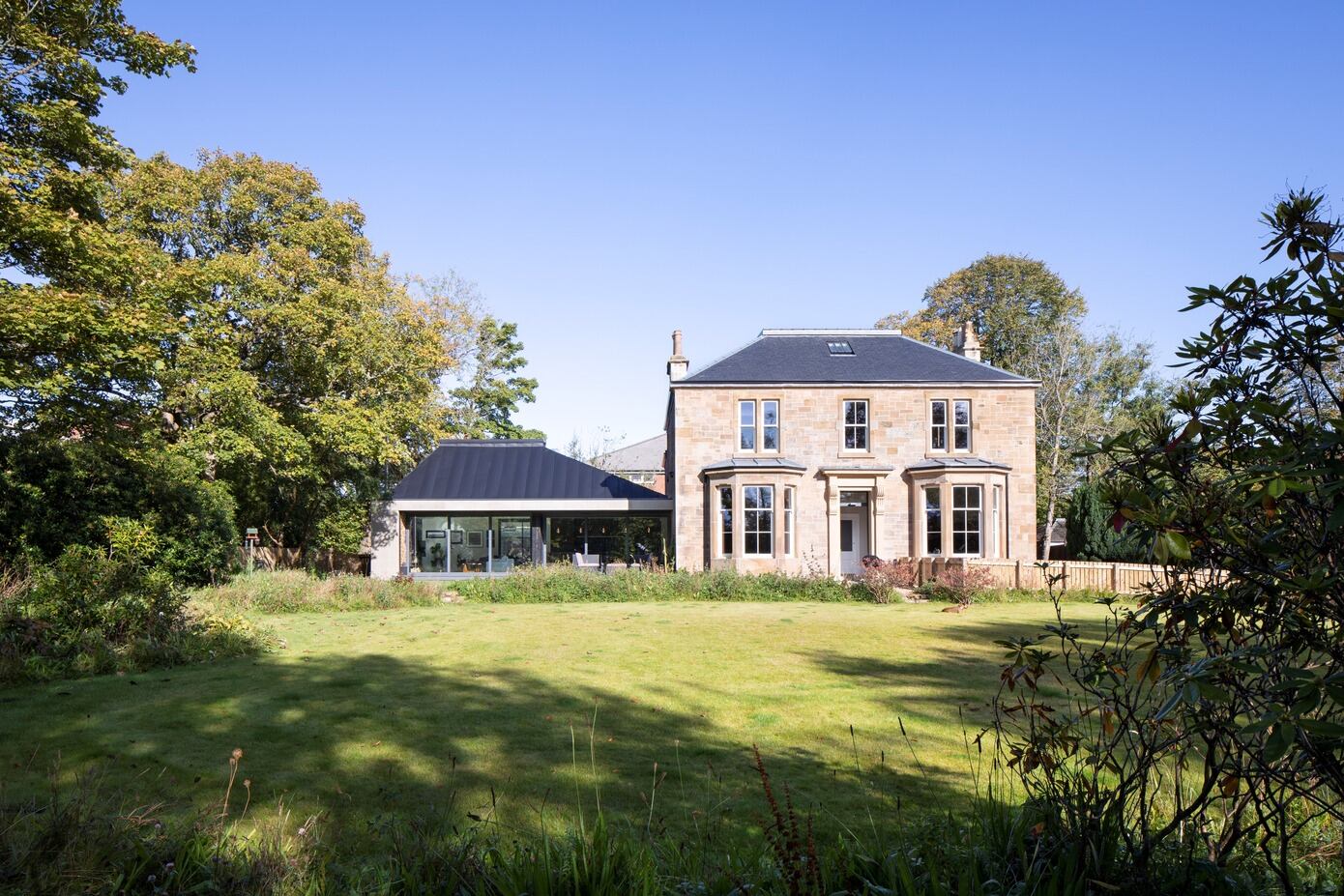 The Maker’s House: Loader Monteith’s Victorian Revival in Glasgow