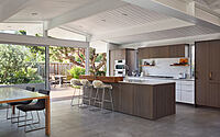 003-great-room-eichler-modernizing-sunnyvale-classic
