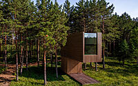 003-piil-arsenits-modern-estonian-treehouse-living