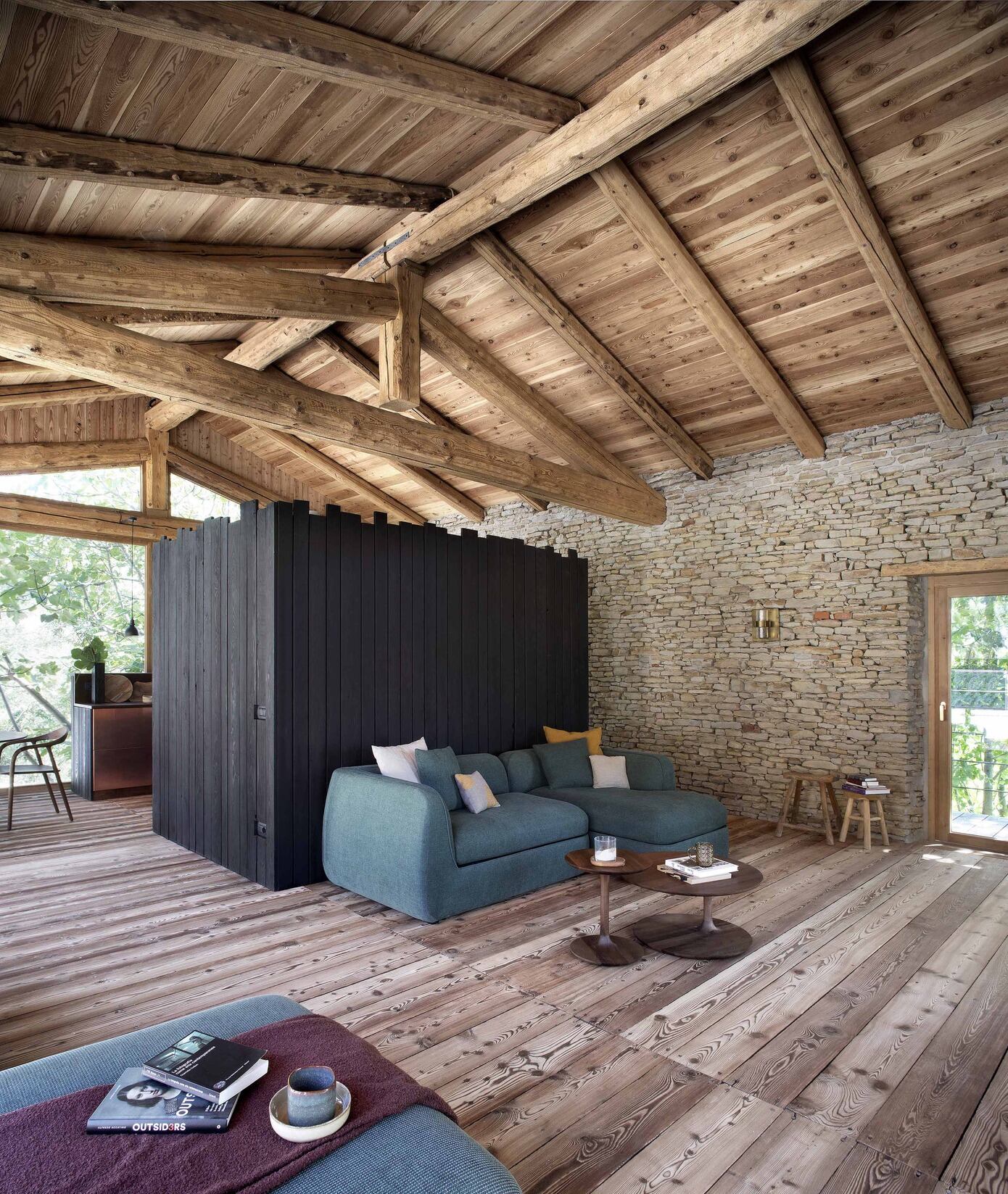 Cascina_B: Officina82’s Craftsmanship Shines in This Italian Hideaway ...