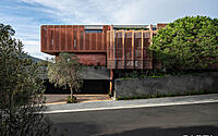 004-upper-albert-cape-towns-modern-concrete-retreat-nod