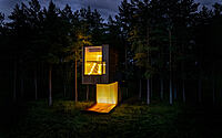 024-piil-arsenits-modern-estonian-treehouse-living