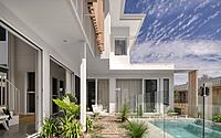 026-tahiti-project-modern-home-embracing-australias-subtropical-climate