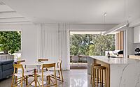 033-tahiti-project-modern-home-embracing-australias-subtropical-climate
