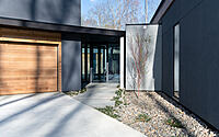 gerendak-a-modern-masterpiece-overlooking-lake-wylie-002