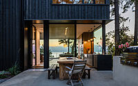 inside-the-lopez-lookout-island-home-by-heliotrope-architects-014