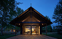 logan-pavilion-crafting-a-sustainable-home-amidst-wyomings-teton-mountains-002