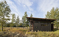 logan-pavilion-crafting-a-sustainable-home-amidst-wyomings-teton-mountains-003