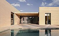 002-casa-labril-harmonious-blend-privacy-openness