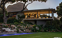002-glen-villa-arrccs-modern-cape-town-masterpiece