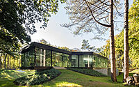 004-villa-modern-family-living-meets-nature
