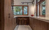 011-moderniststyle-house-elegant-openplan-revival