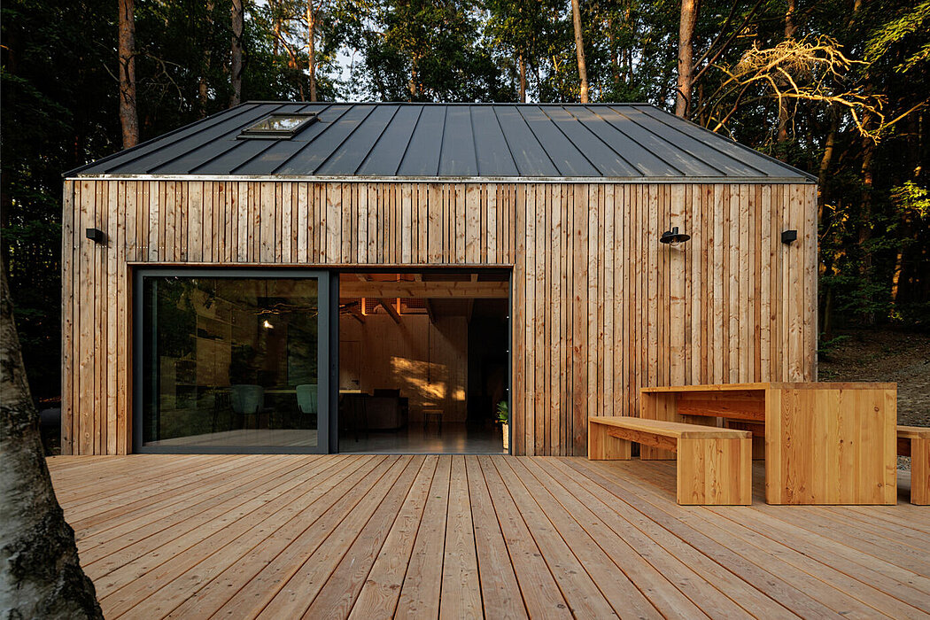 Hytta: A Tranquil Modern Cabin Retreat in the Czech Forests - 1