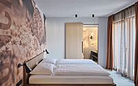 017-stadele-rooms-concrete-elegance-meets-spiced-interiors