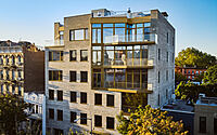 025-timber-house-redefining-ecocondos-brooklyn