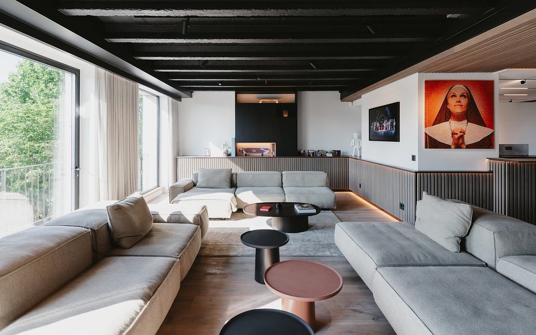 Apartment Refurbishment: Paris Loft’s Modern Elegance