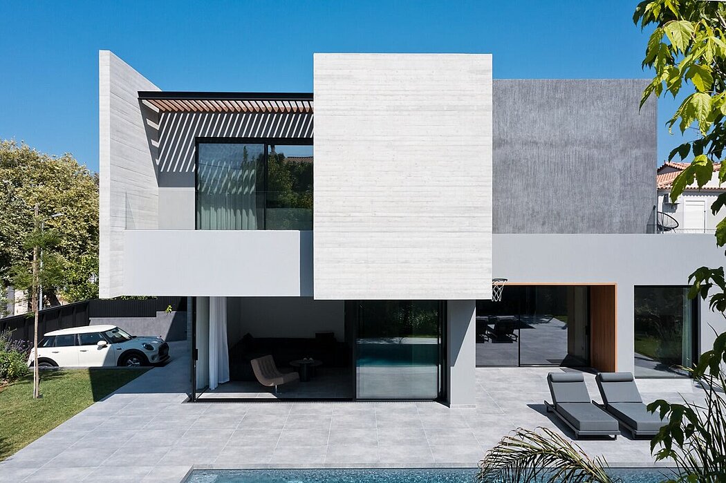 Cube House: The Art of Concrete in Greek Modern Design