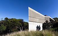 001-house-acute-concrete-coastal-haven-peats-ridge