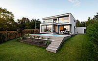 001-pcl-house-blending-privacy-panoramas